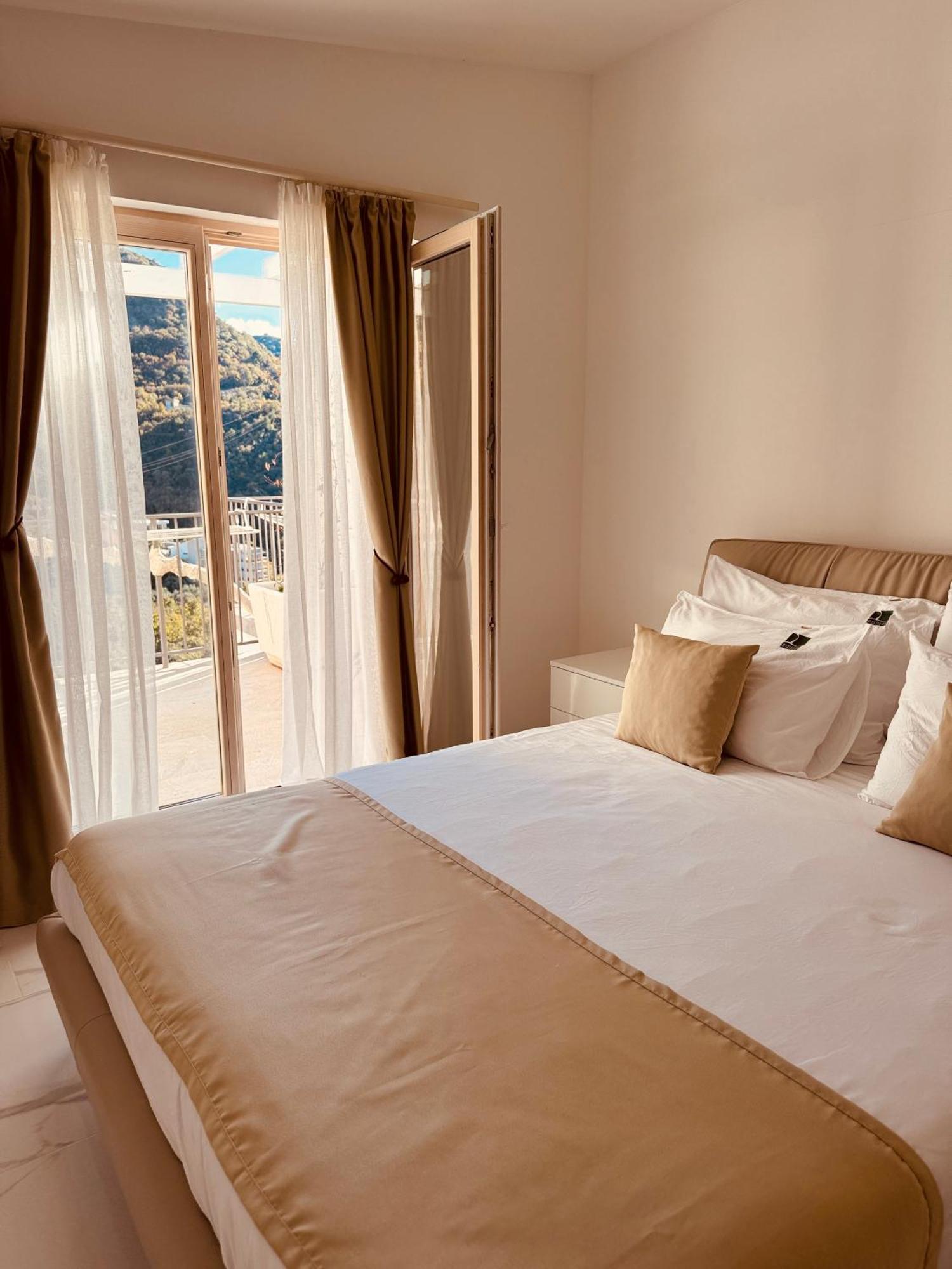 Most Oliva Resort Budva Buitenkant foto