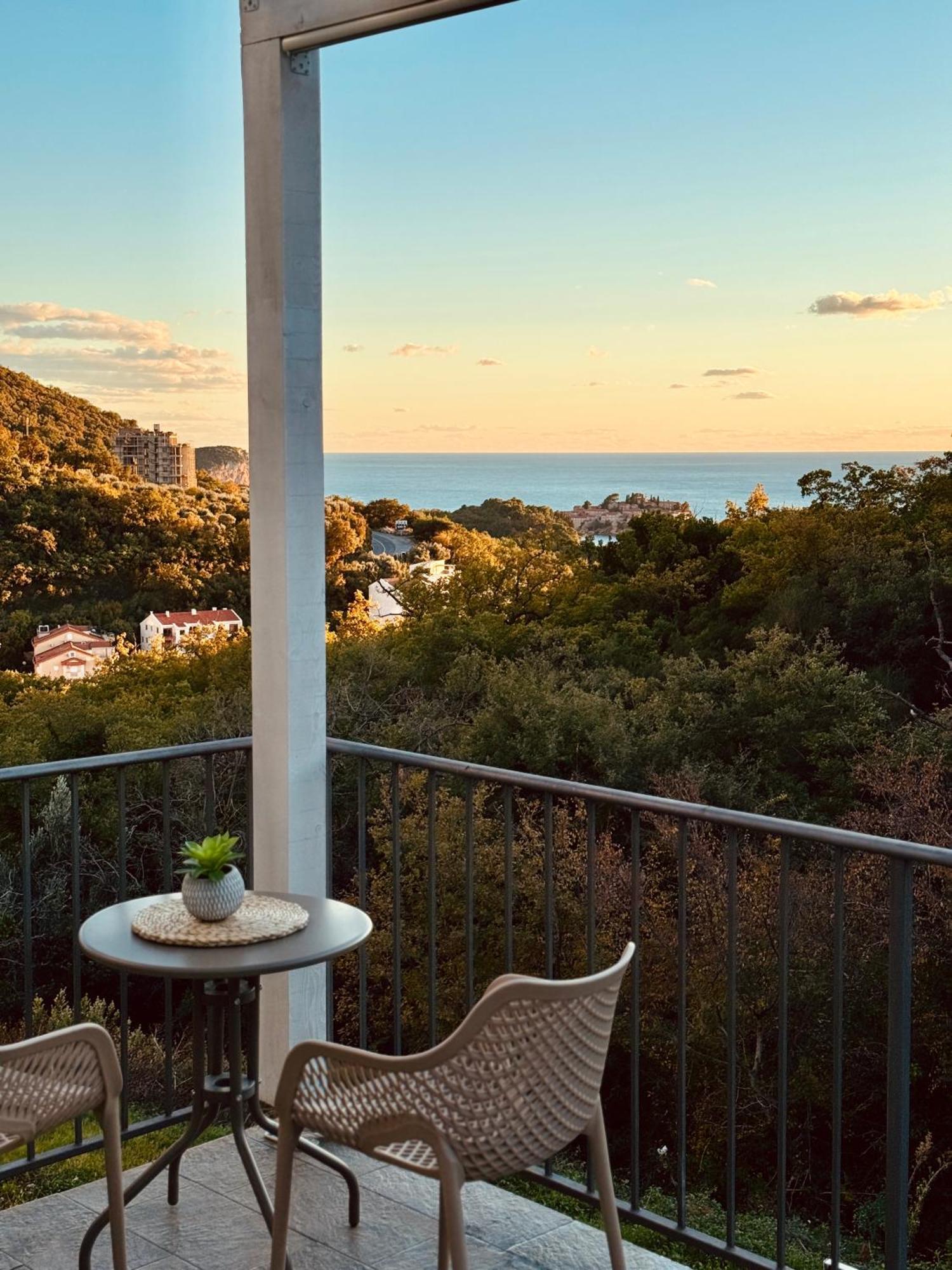 Most Oliva Resort Budva Buitenkant foto