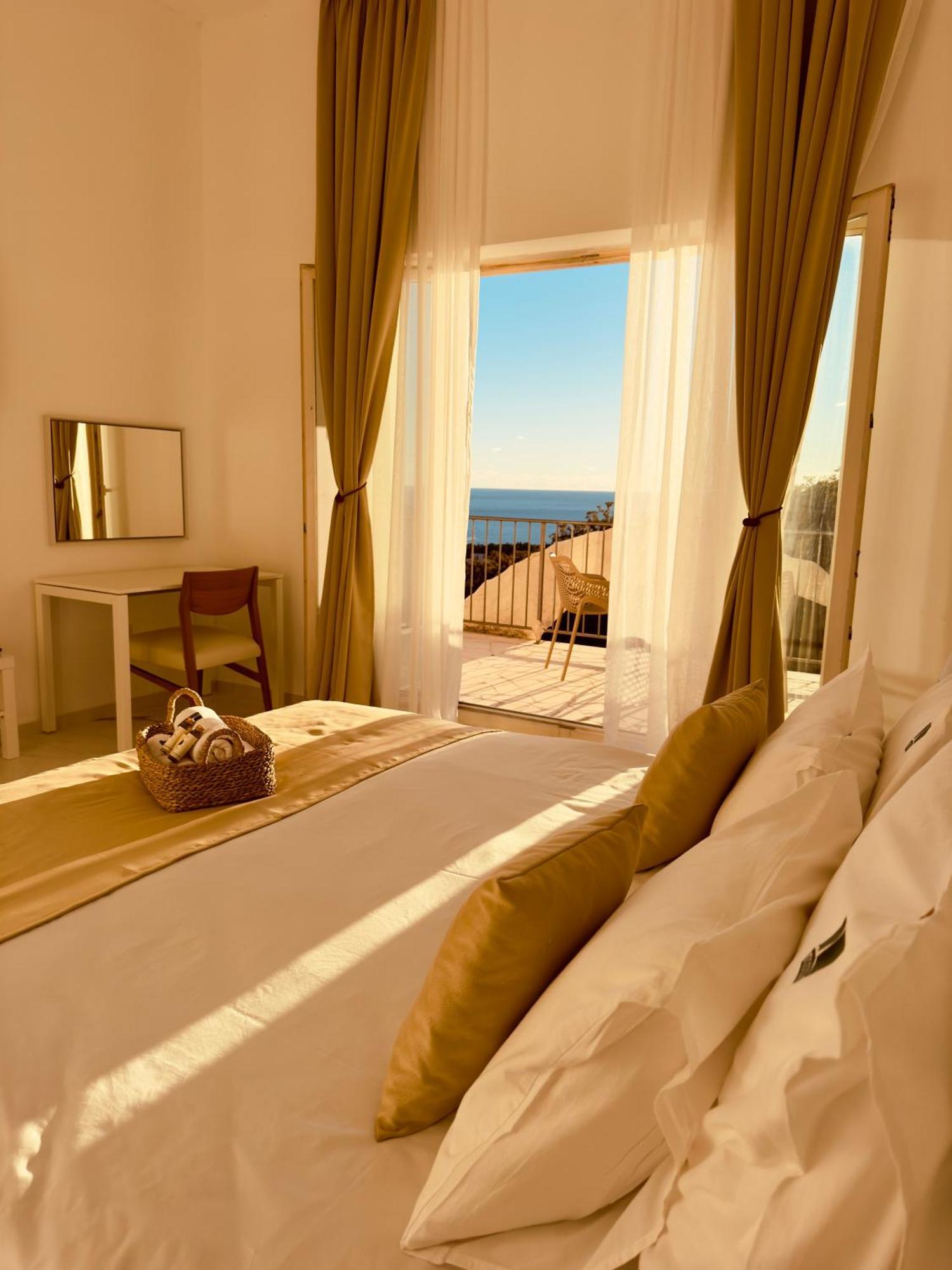 Most Oliva Resort Budva Buitenkant foto